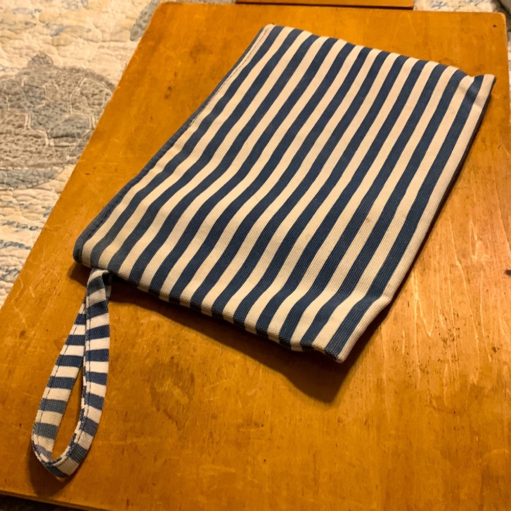 Nautical wristlet